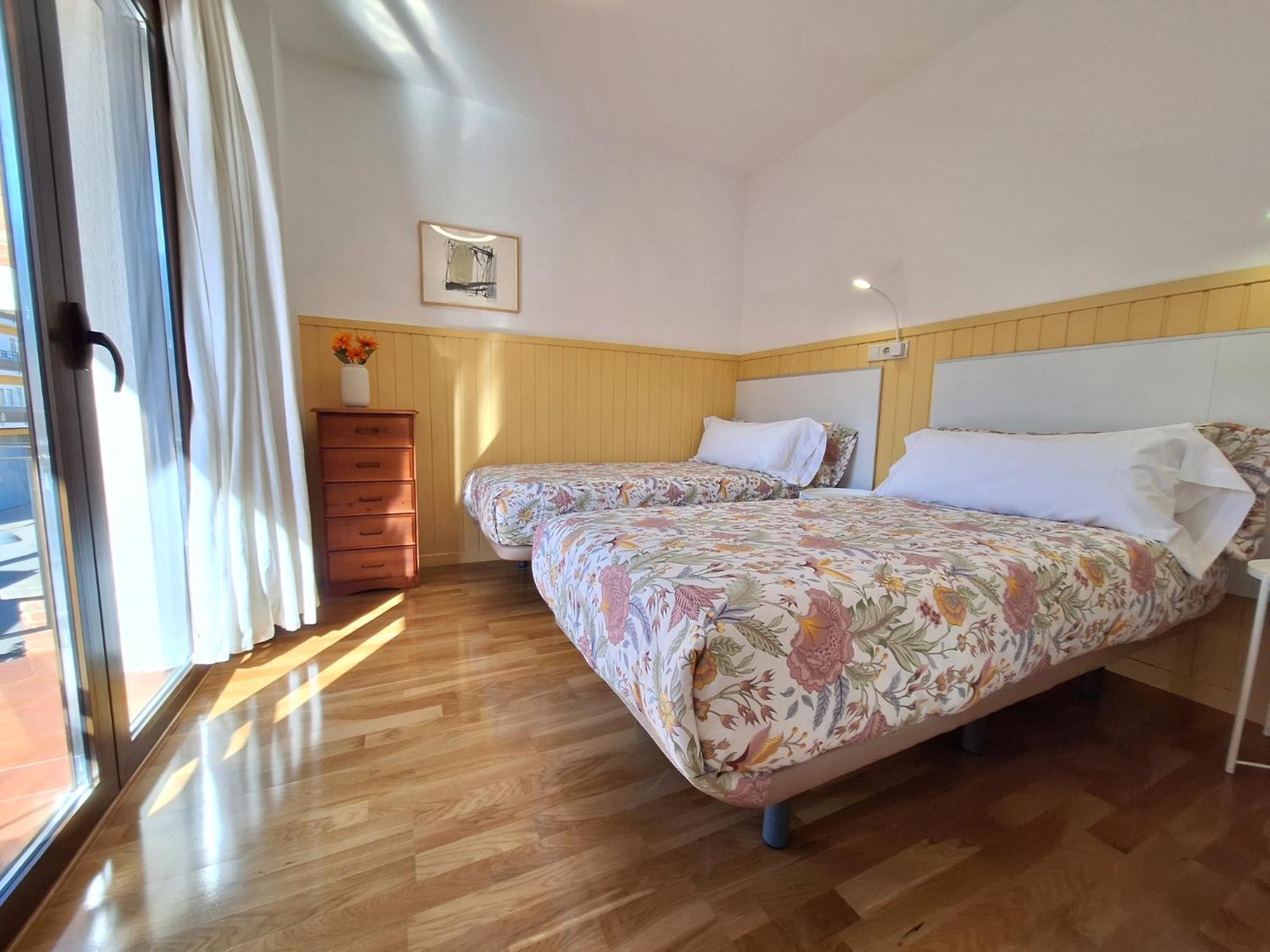 Apartament Eliette 4 Baga Exterior photo